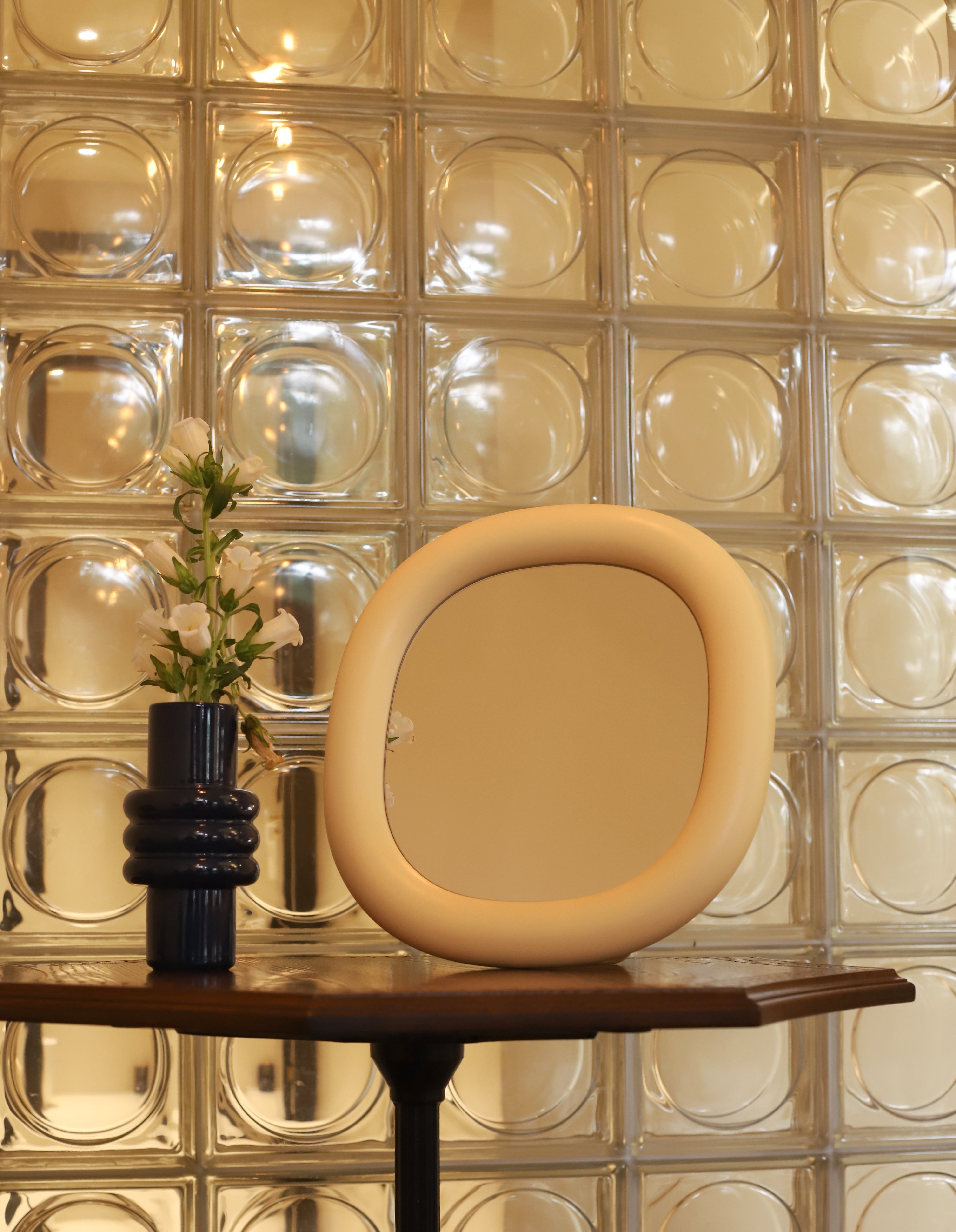 BUBBLE MIRROR